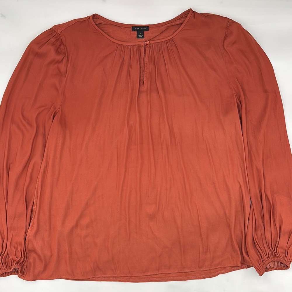 Ann Taylor Mixed Media Top